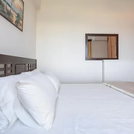 Venetico Beachfront & - 2 Bedroom Sea View * Αργάσι