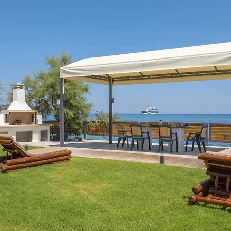 Venetico Beachfront & - 2 Bedroom Sea View * Αργάσι