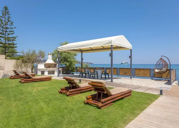 Venetico Beachfront & - 2 Bedroom Sea View Apartamento *