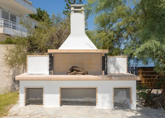 Venetico Beachfront & - 2 Bedroom Sea View Apartamento *