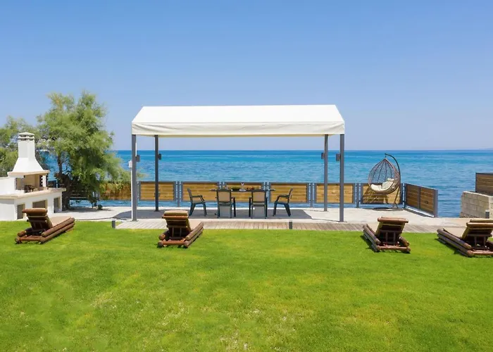 Apartamento Venetico Beachfront & - 2 Bedroom Sea View Argassi