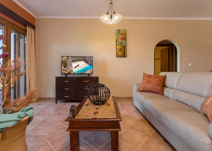 Venetico Beachfront & - 2 Bedroom Sea View Apartamento Argassi