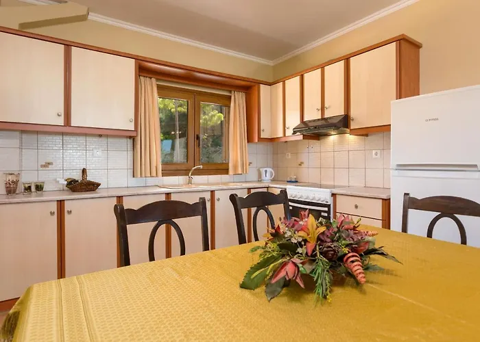 Apartamento Venetico Beachfront & - 2 Bedroom Sea View Argassi