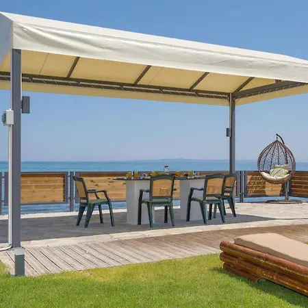 Venetico Beachfront & - 2 Bedroom Sea View *