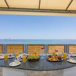 Venetico Beachfront & - 2 Bedroom Sea View أرغاسي
