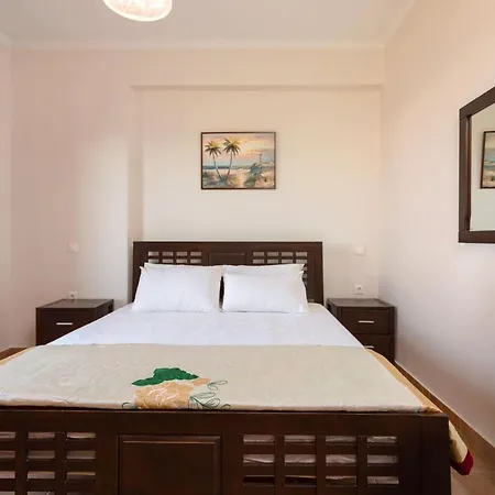 Venetico Beachfront & - 2 Bedroom Sea View 아파트 아르가시