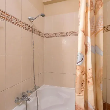 아파트 Venetico Beachfront & - 2 Bedroom Sea View *