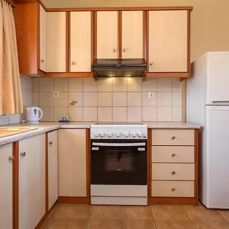 Venetico Beachfront & - 2 Bedroom Sea View 公寓